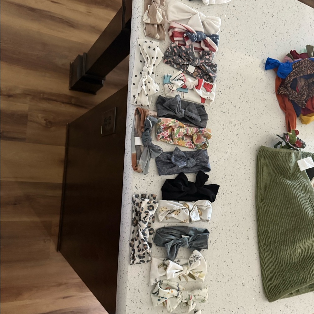 Baby girl bow headbands Copper Pearl lot